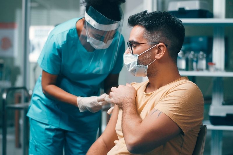 Curso de Capacitación: “Manejo de Enfermería de Pacientes Intrahospitalario en Pandemia”.